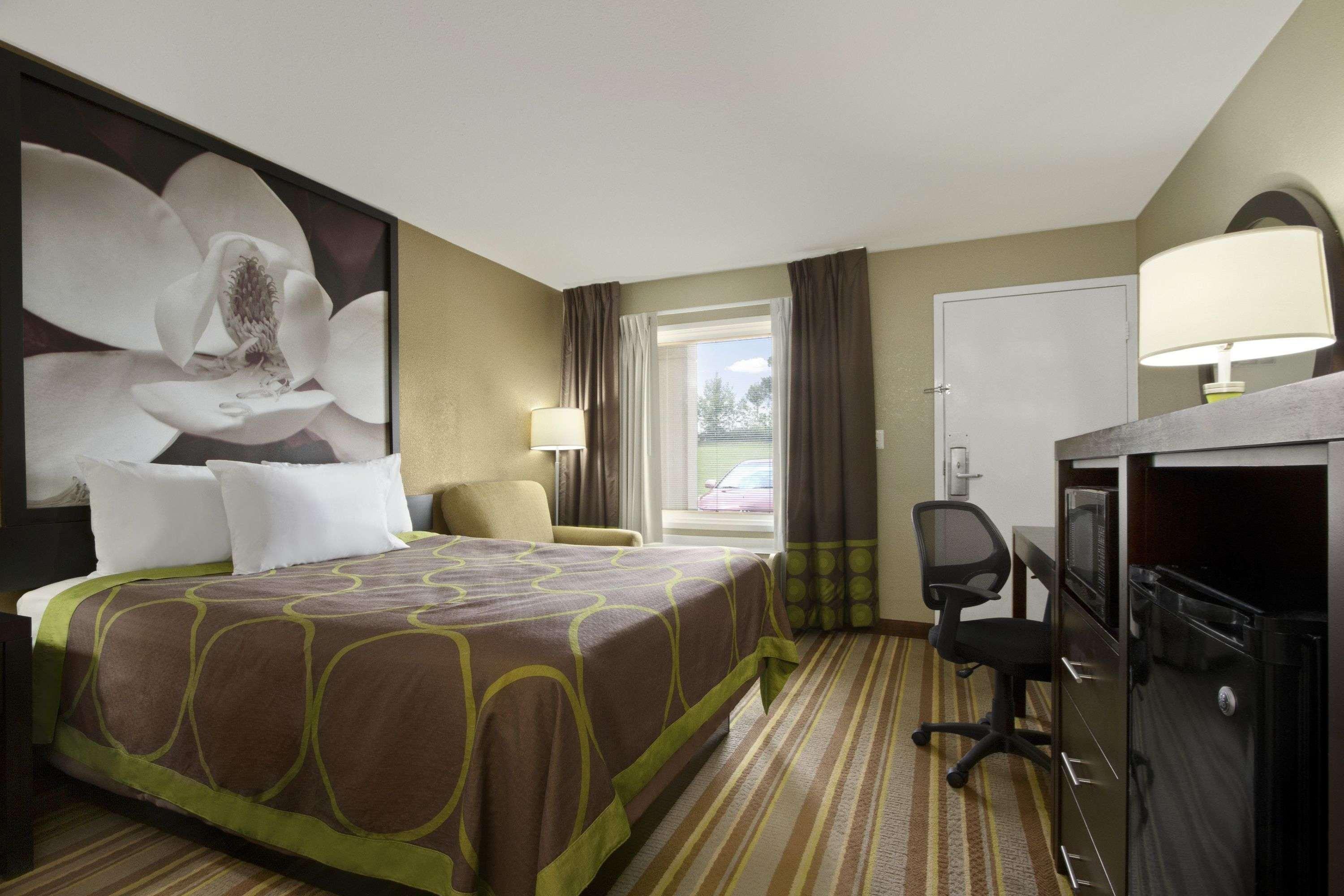 במוטל Super 8 By Wyndham-Tupelo Airport מראה חיצוני תמונה