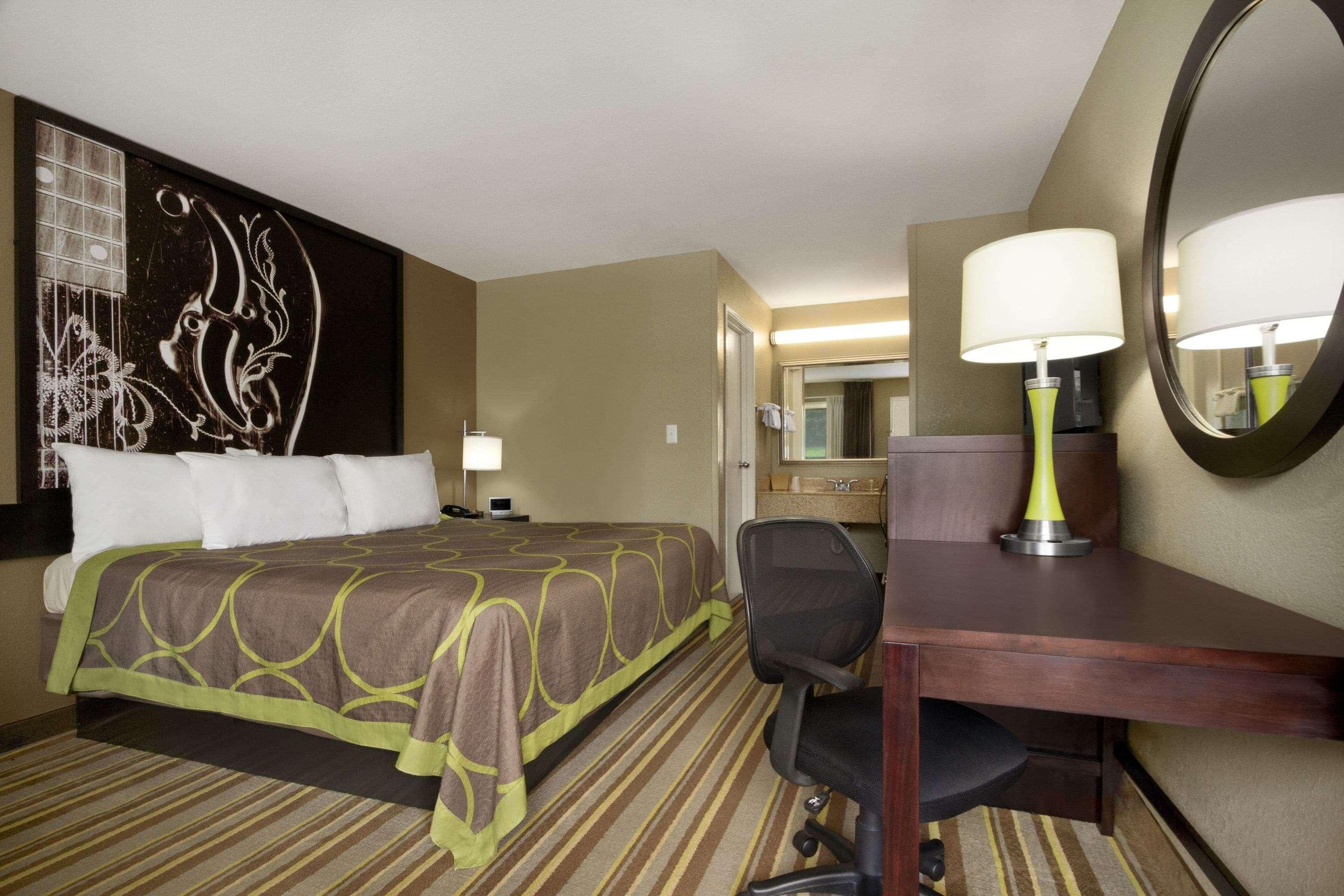 במוטל Super 8 By Wyndham-Tupelo Airport מראה חיצוני תמונה