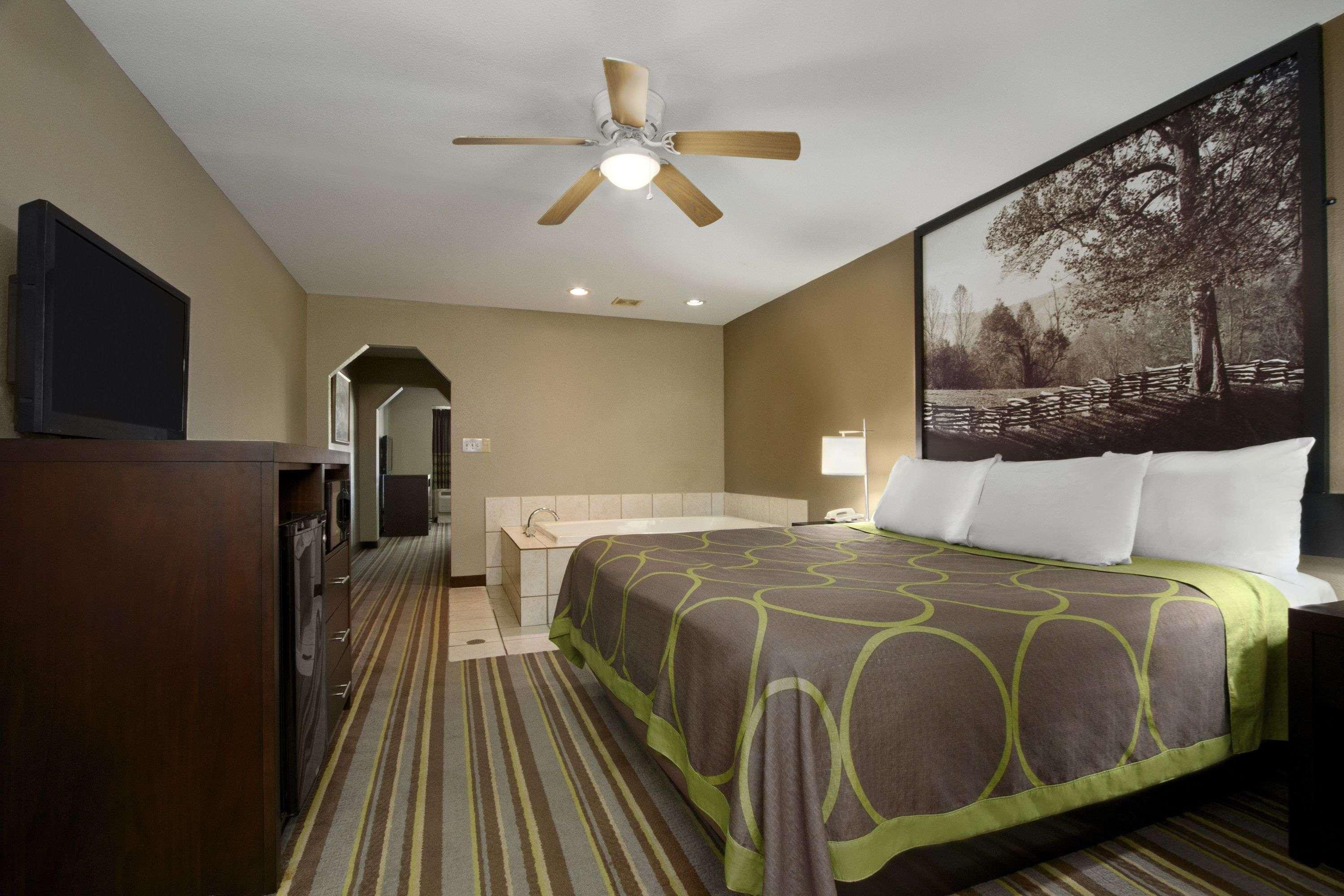 במוטל Super 8 By Wyndham-Tupelo Airport מראה חיצוני תמונה