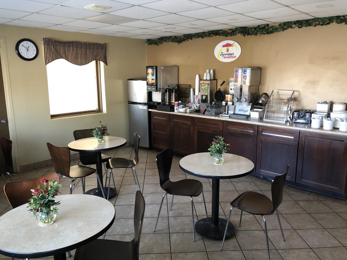 במוטל Super 8 By Wyndham-Tupelo Airport מראה חיצוני תמונה